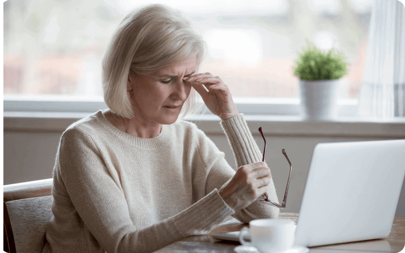 woman experiencing dry eye